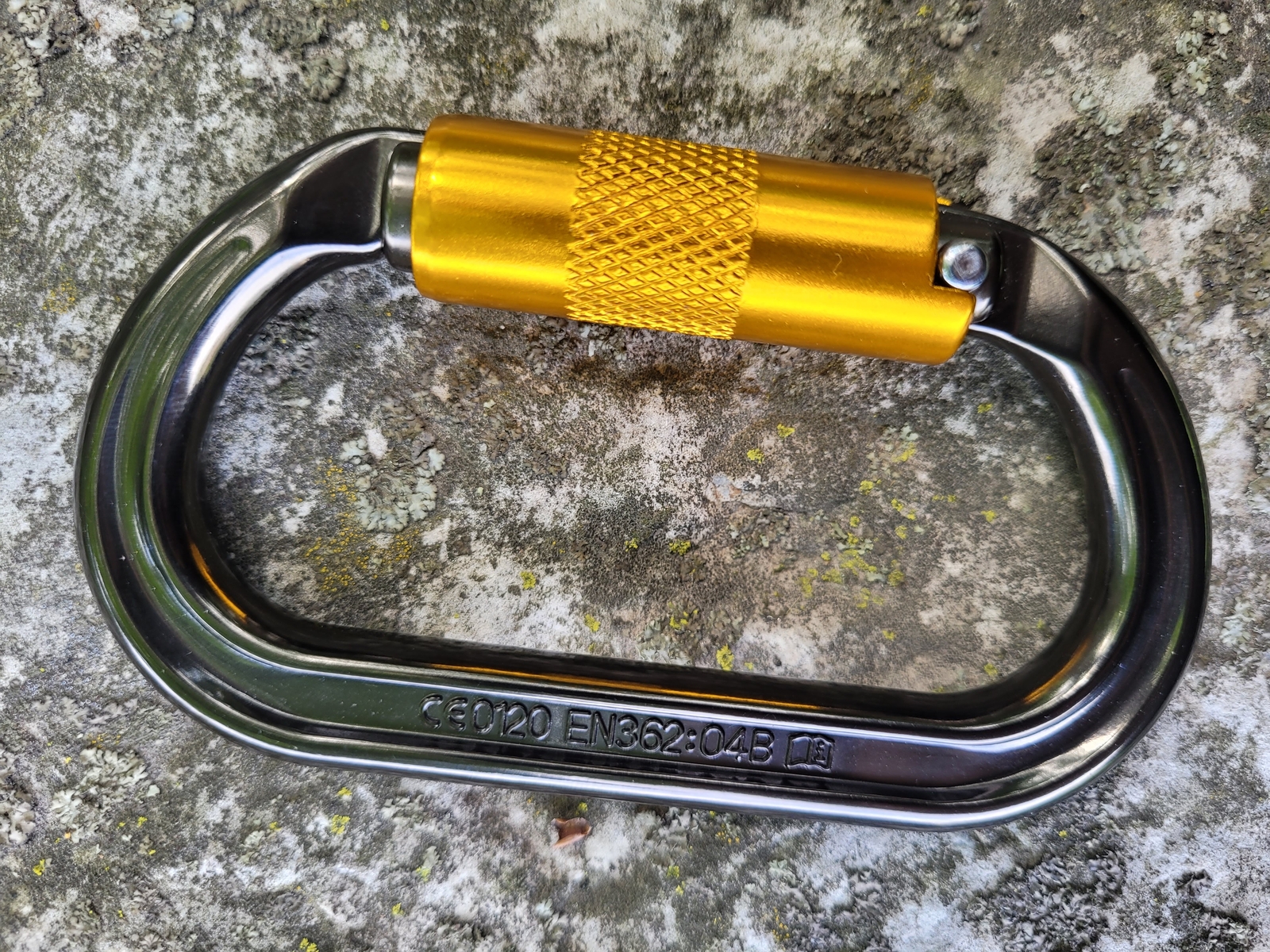 ISC OVAL Carabiner Aluminum