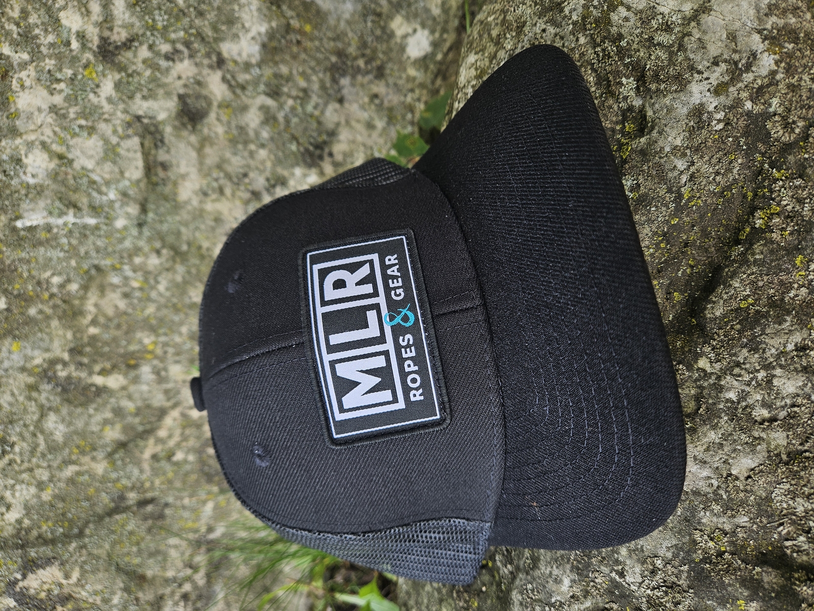 Maple Leaf Ropes Snap Back Cap