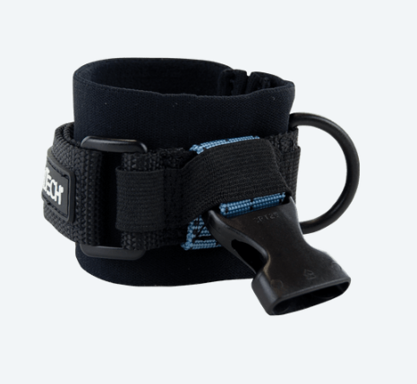 FallTech Wrist Attachment Anchor; adjustable UniFit size with Speed-clip and D-ring