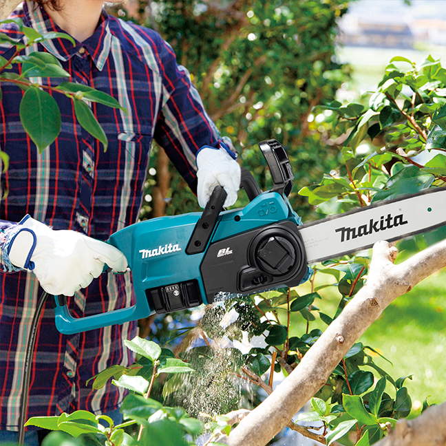 Makita 18V LXT Brushless 12" Rear Handle Chainsaw, Tool Only