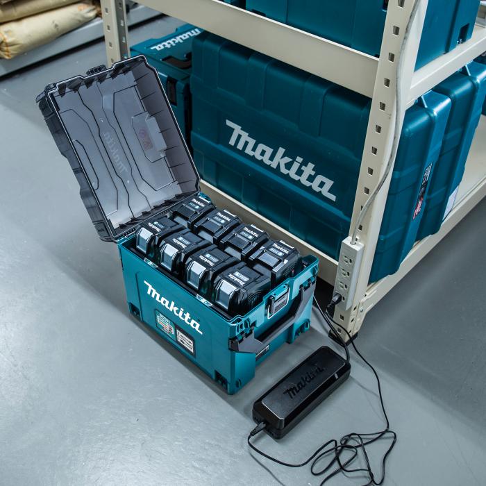 Makita 40Vmax XGT 8-Port Multi Charger Case