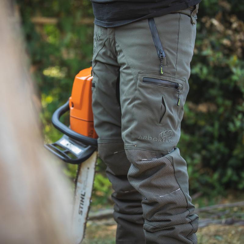 lightweight trousers with elastic waistband green/orange Cut protection trousers class 1 forest trousers Woodsafe KWF-tested mens lumberjack trousers with cut-protection form A