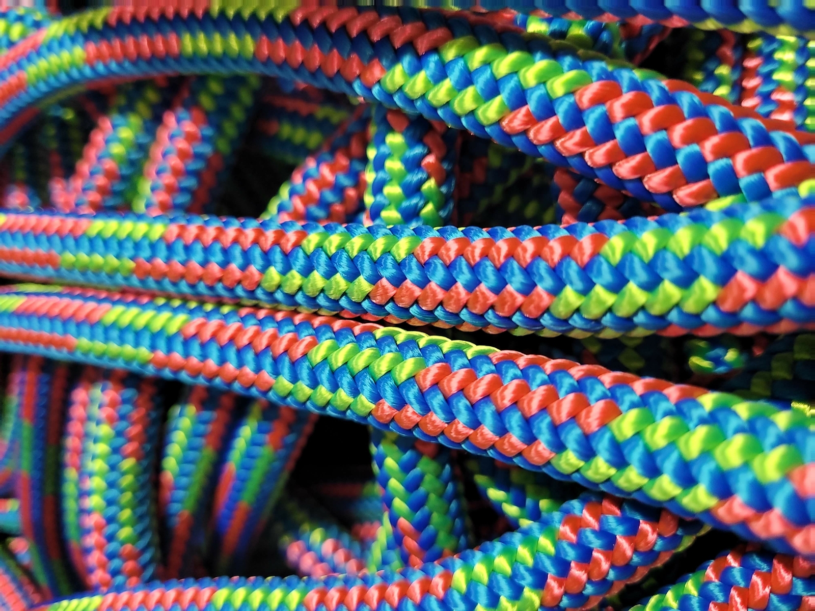Yale XTC 24 Poison Moon ropes - Lowest prices, free shipping | Maple ...